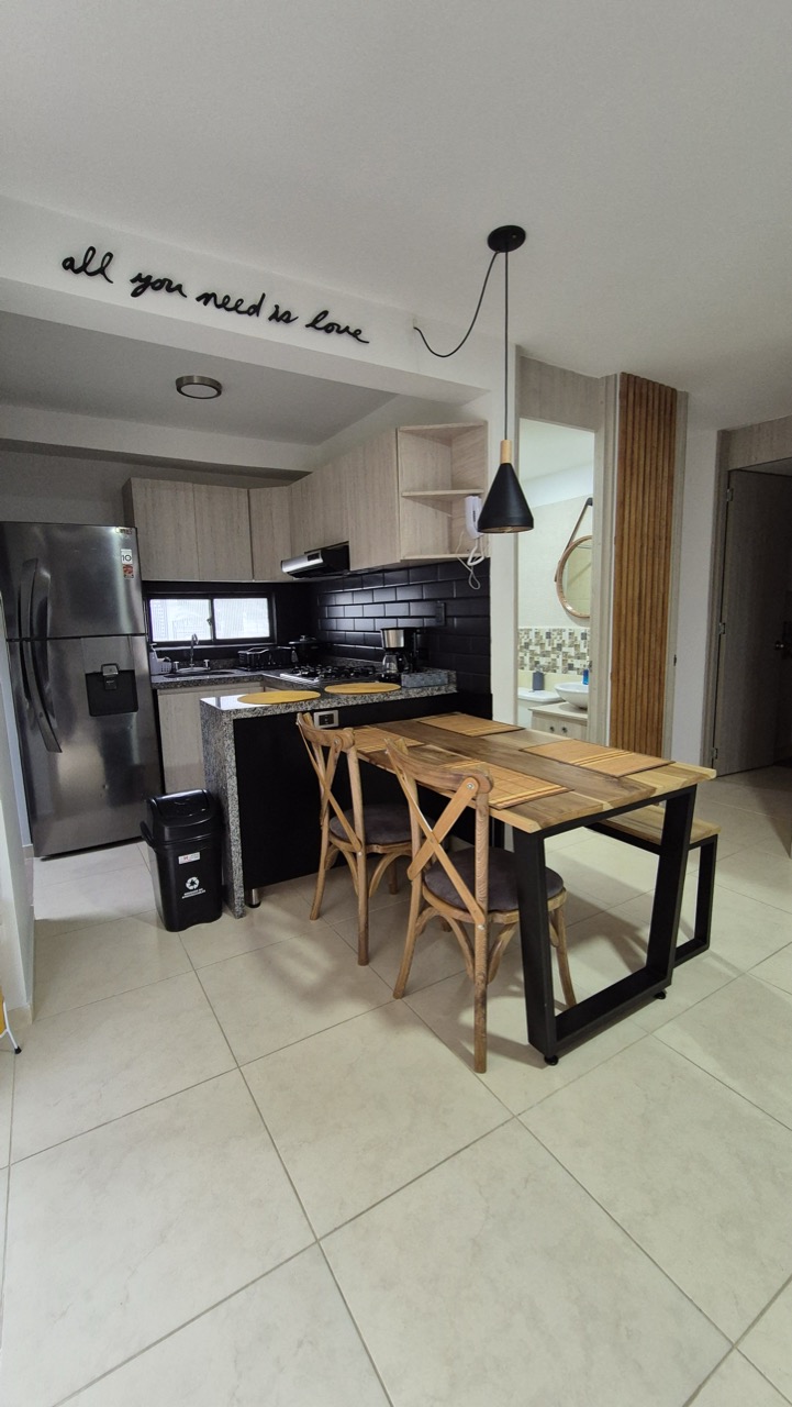 20240726_172212 Large