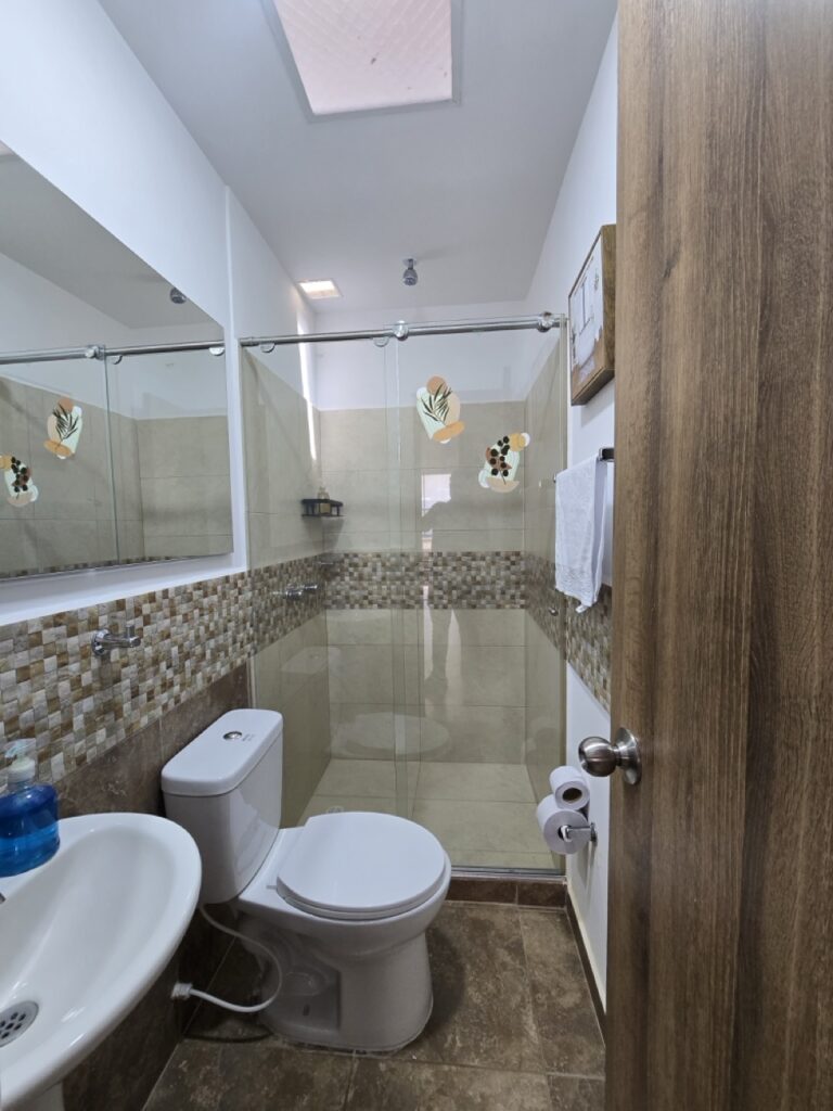 20240827_130302 Large