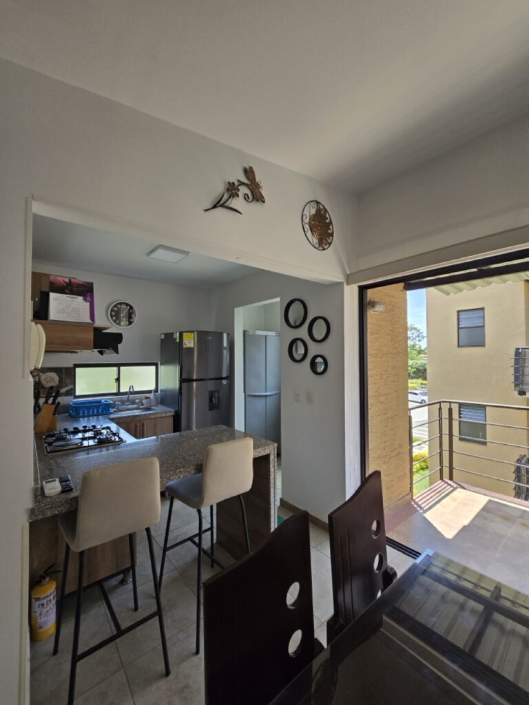 20240827_130455 Large