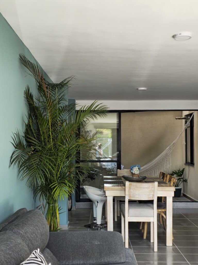 WhatsApp Image 2024-09-14 at 19.21.58 (1) Large